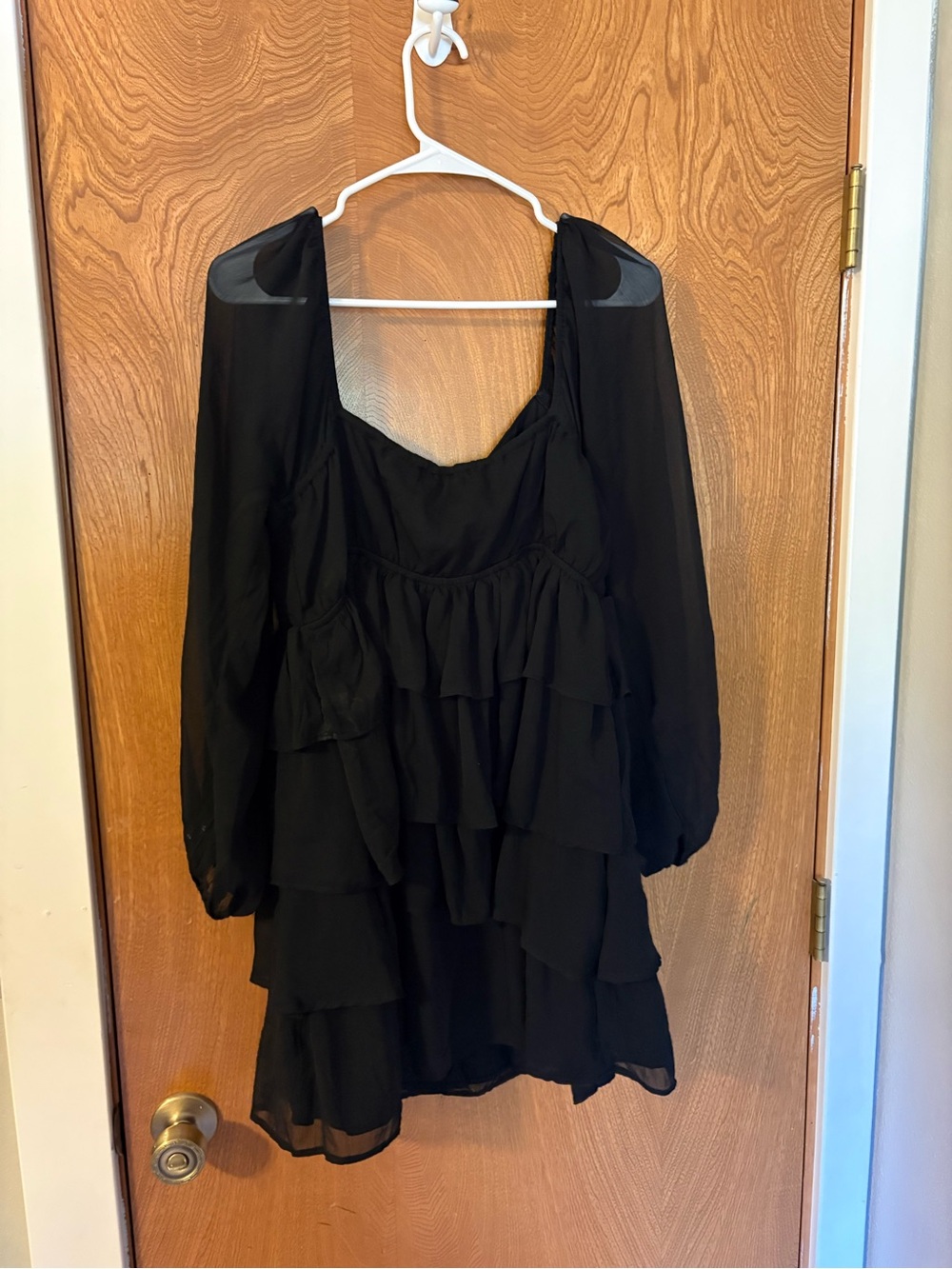 NWT Abercrombie & Fitch Black Tiered Long-Sleeve Tunic